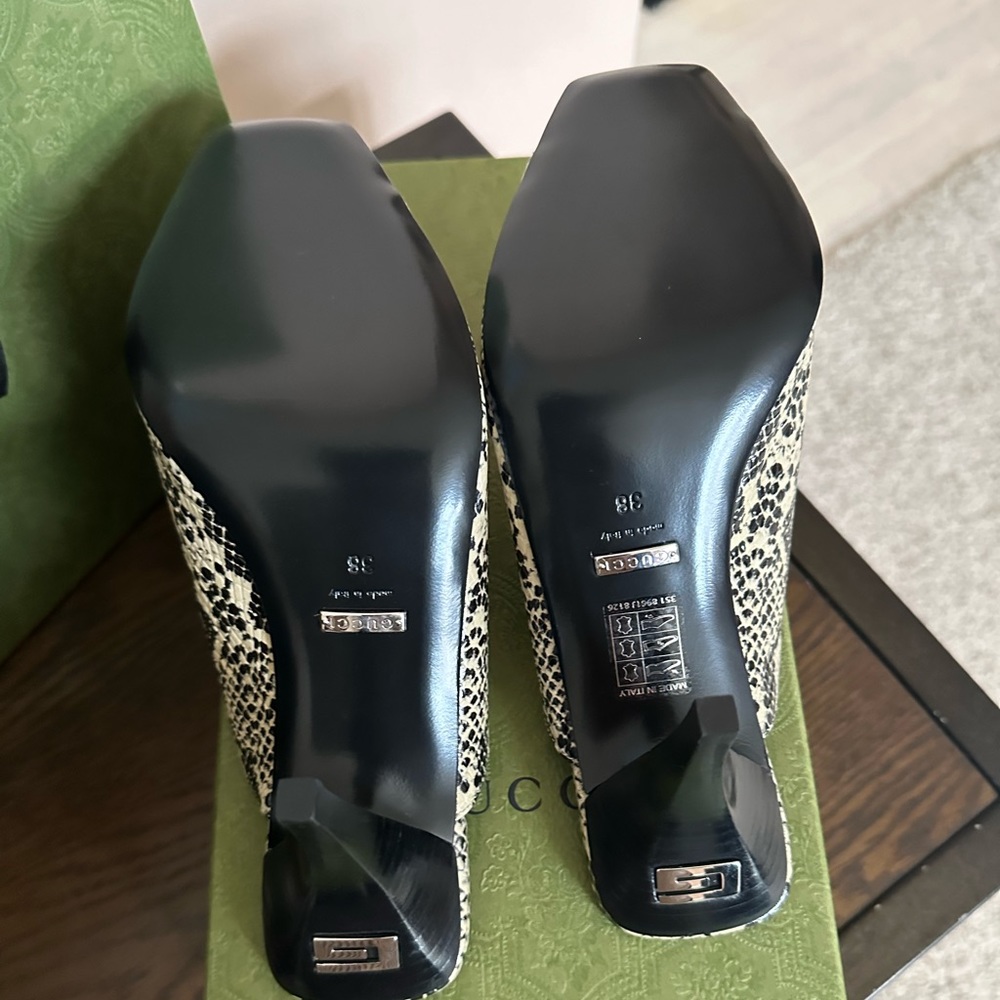 Gucci Python Heels - Picture 4 of 4